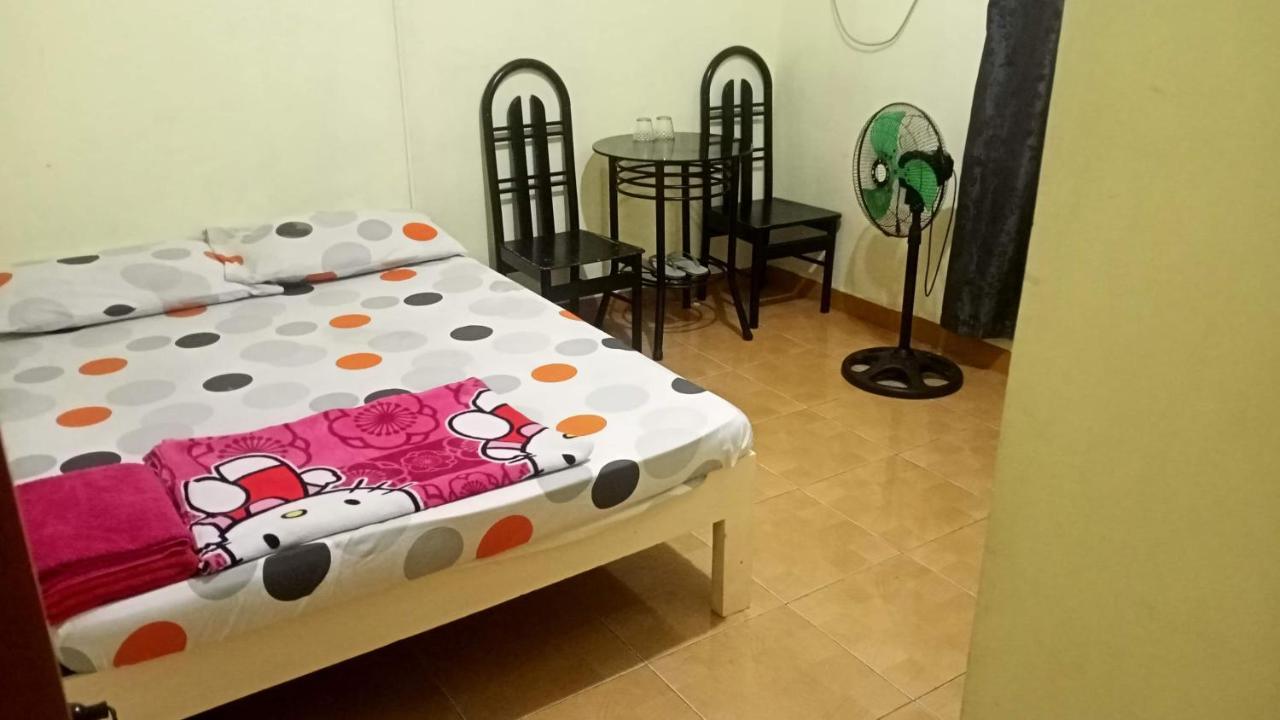 Belen Favila Transient Rooms Near Airport Terminal 3 Manila Exterior photo